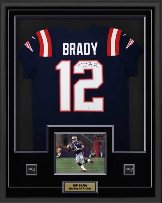 Framed Signed Tom Brady New England Patriots Navy #12 Jersey